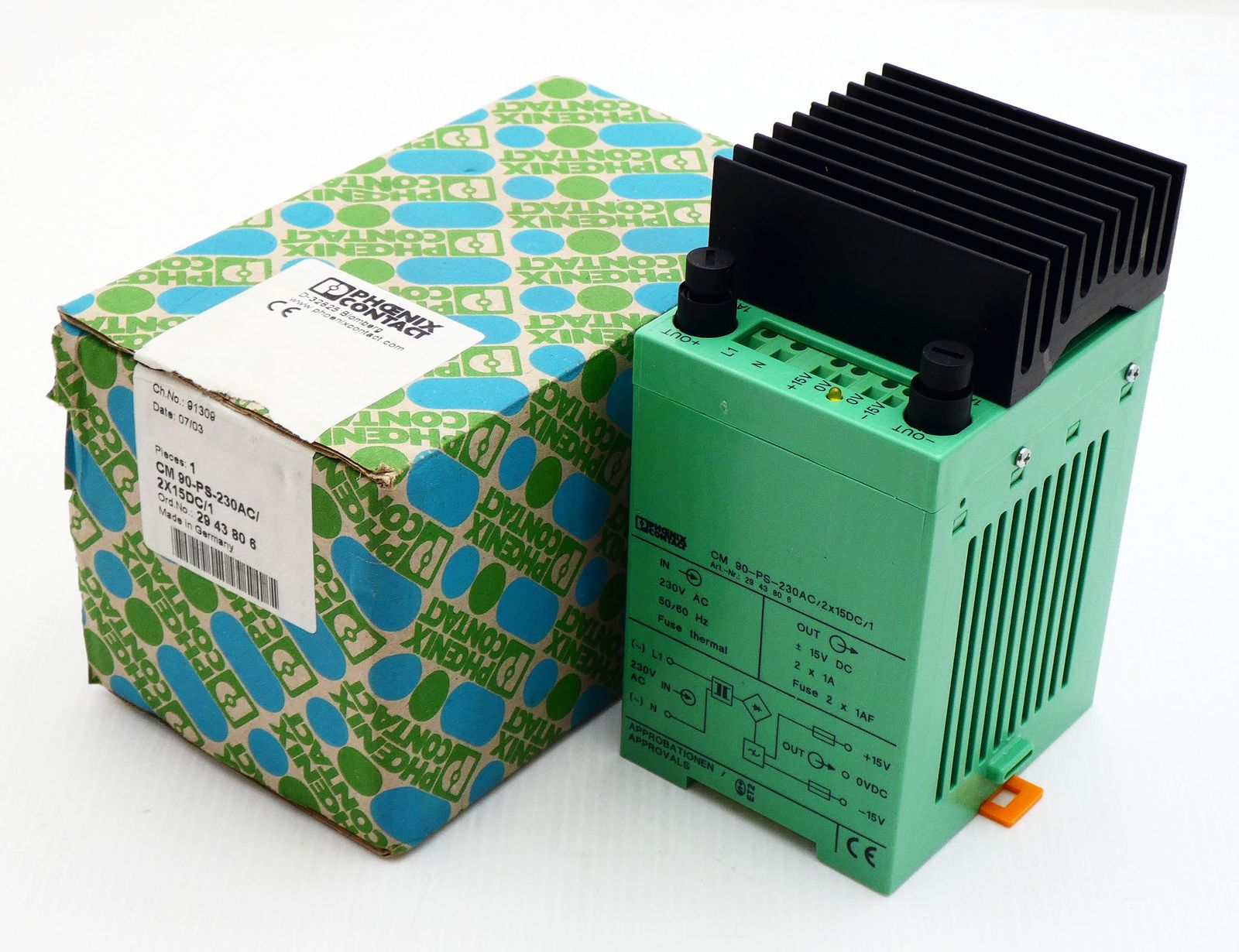 CM 90-PS-230AC/2X15DC/1