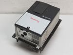 PowerFlex 70 AC Drive 20AC011F0AYNANC0 400V 4 / 5,5kw Top Zustand