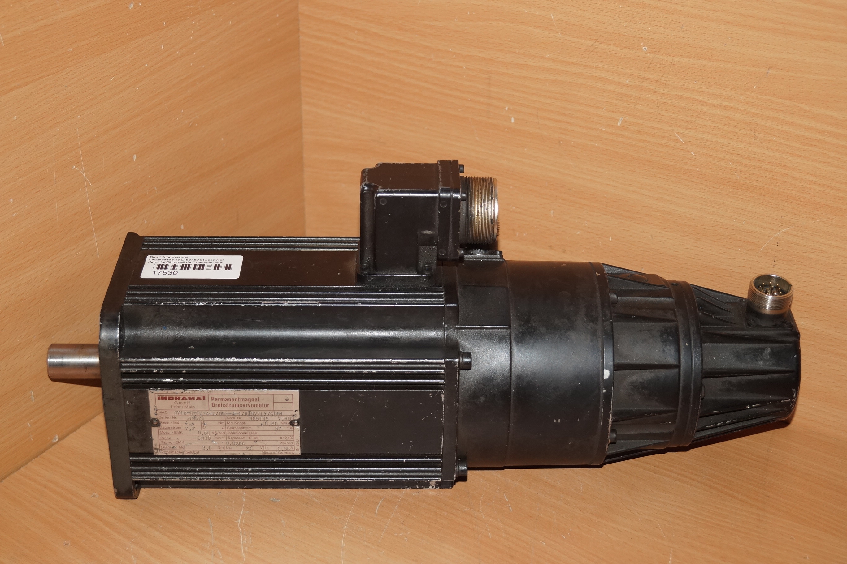 MAC071B-0-TS-4-C/095-A-1/WI522LX/S001