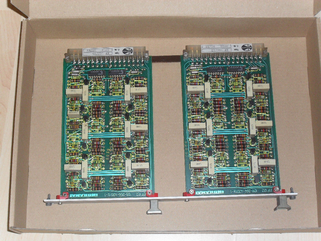 EF102/13 109-264-4201A-1 // 109-264-4201B-1