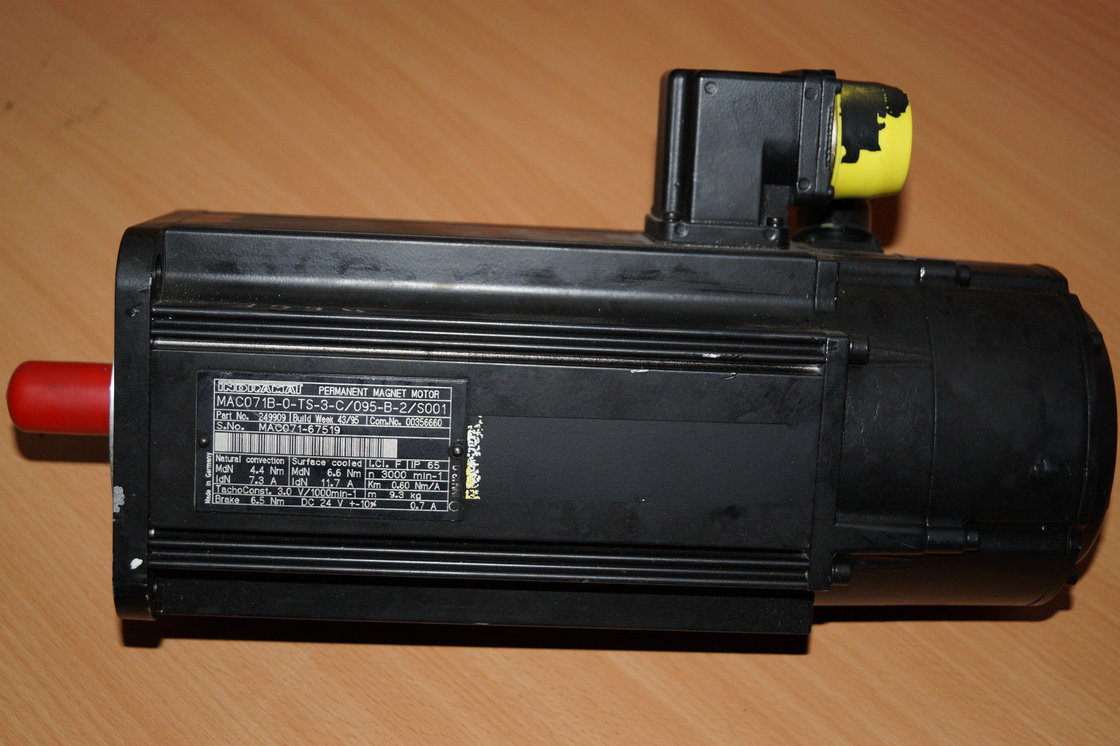 MAC071B-0-TS-3-C/095-B-2/S001