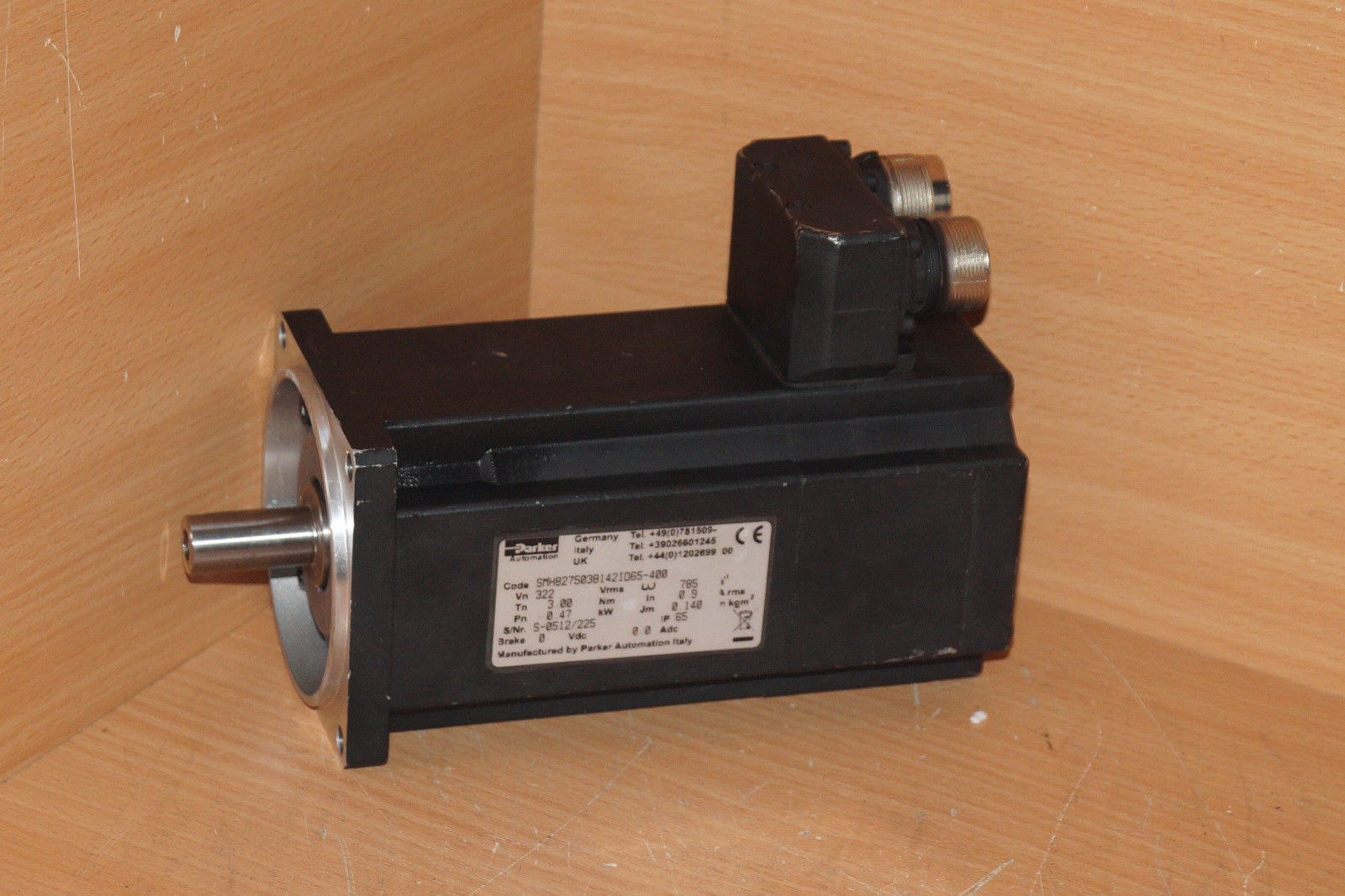 SMH8275038142ID65-400