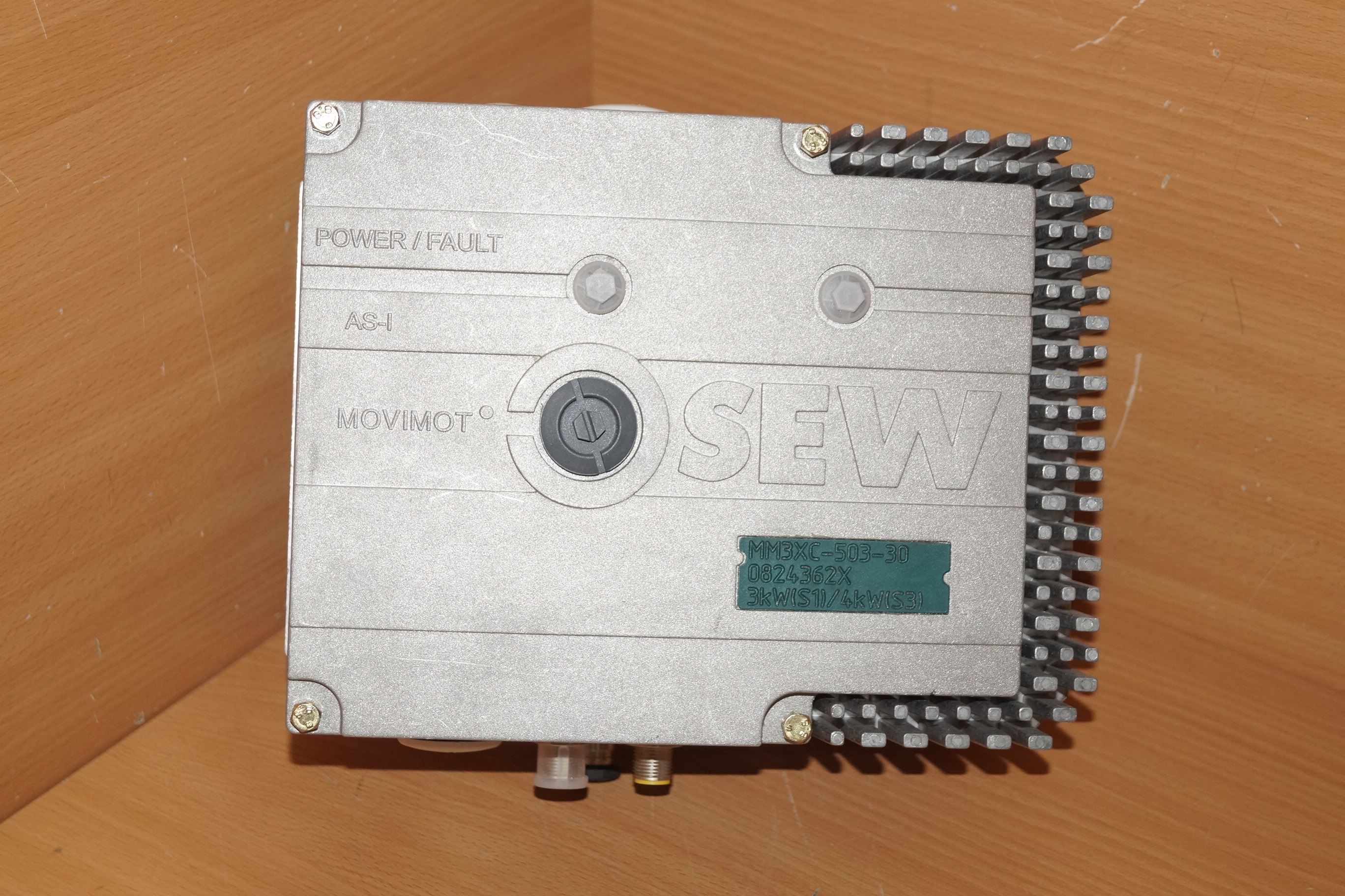 MM3XC-503- 30/D/V100/Y