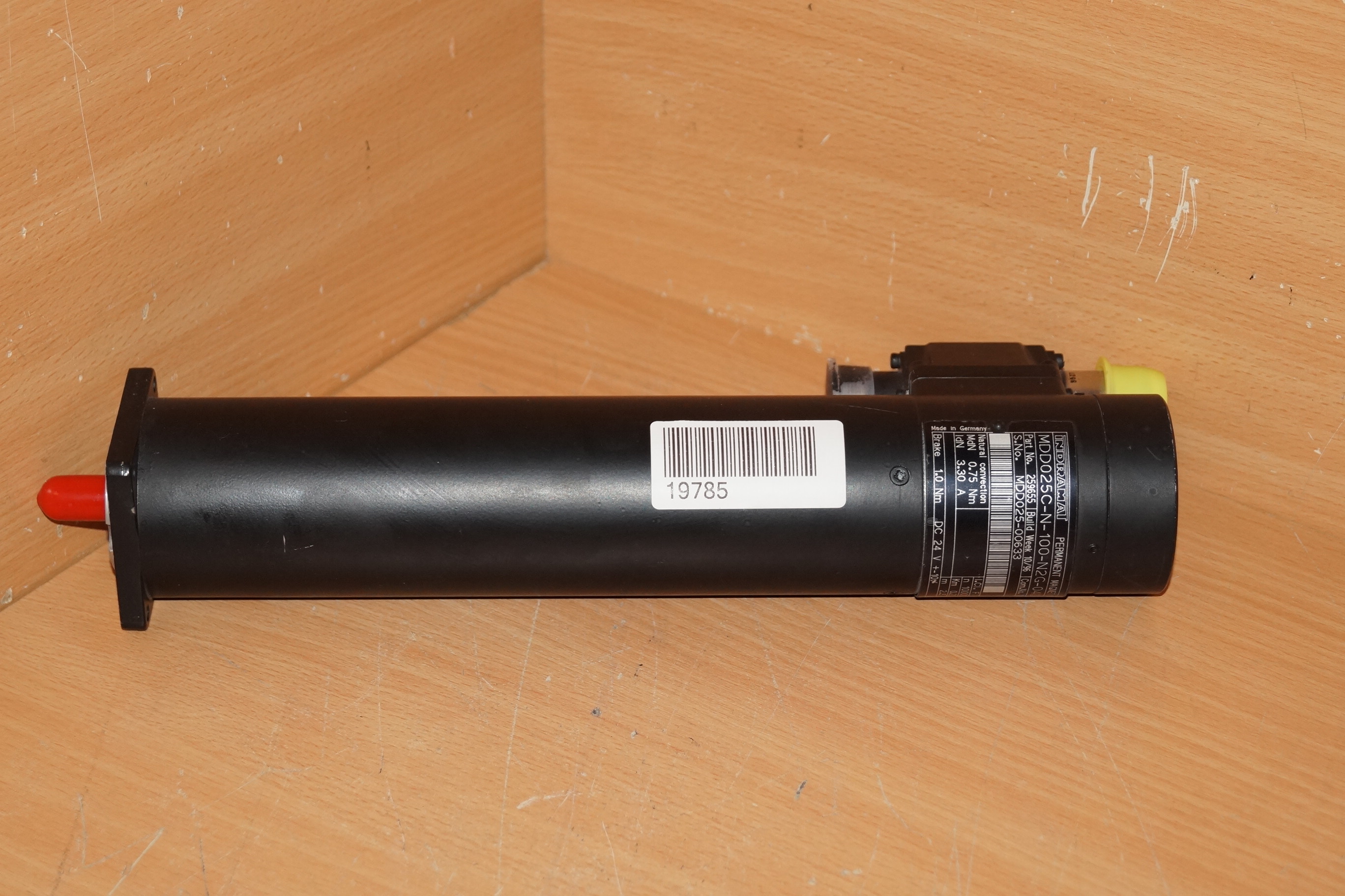 MDD025C-N-100-N2G-040GB1