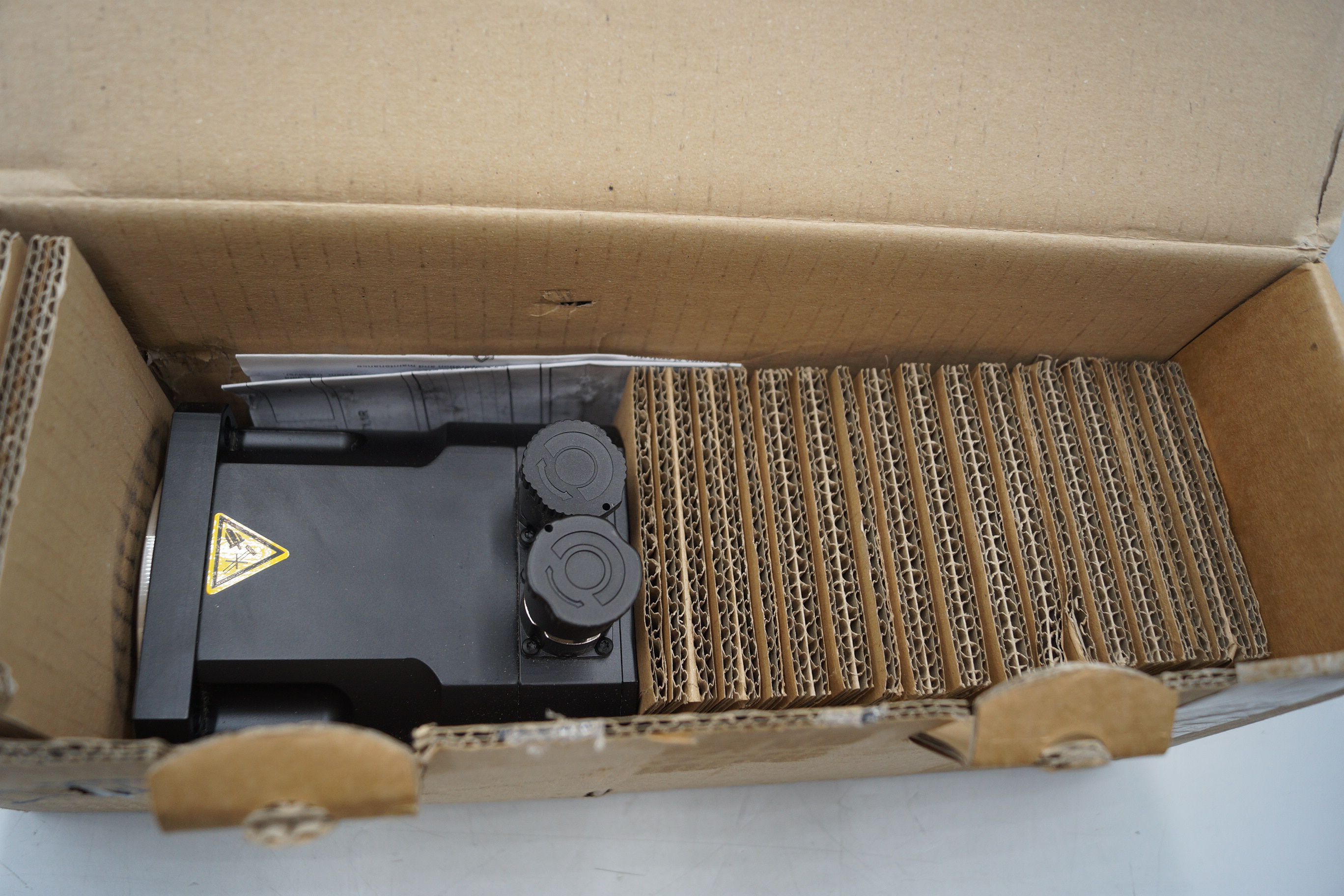 LTi DRiVES Servomotor Typ LSH-097-1-30-560/T1,1R Art. Nr. 11713001 560V