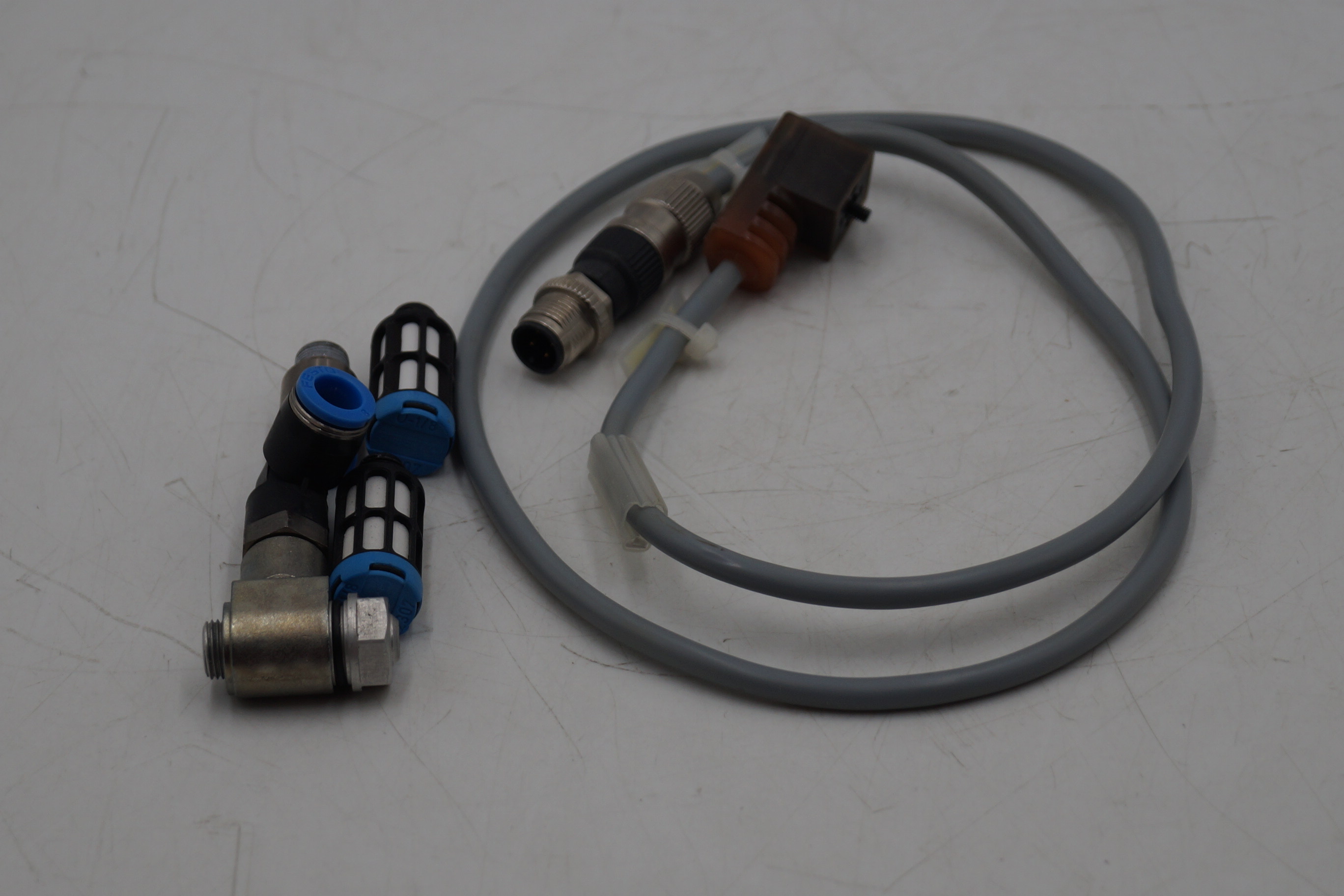 30943 KME-1-24-2.5-LED V913