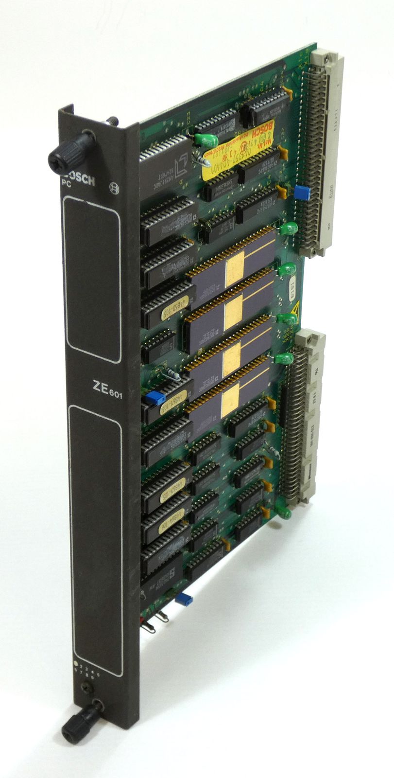 PC ZE601 041357-404401