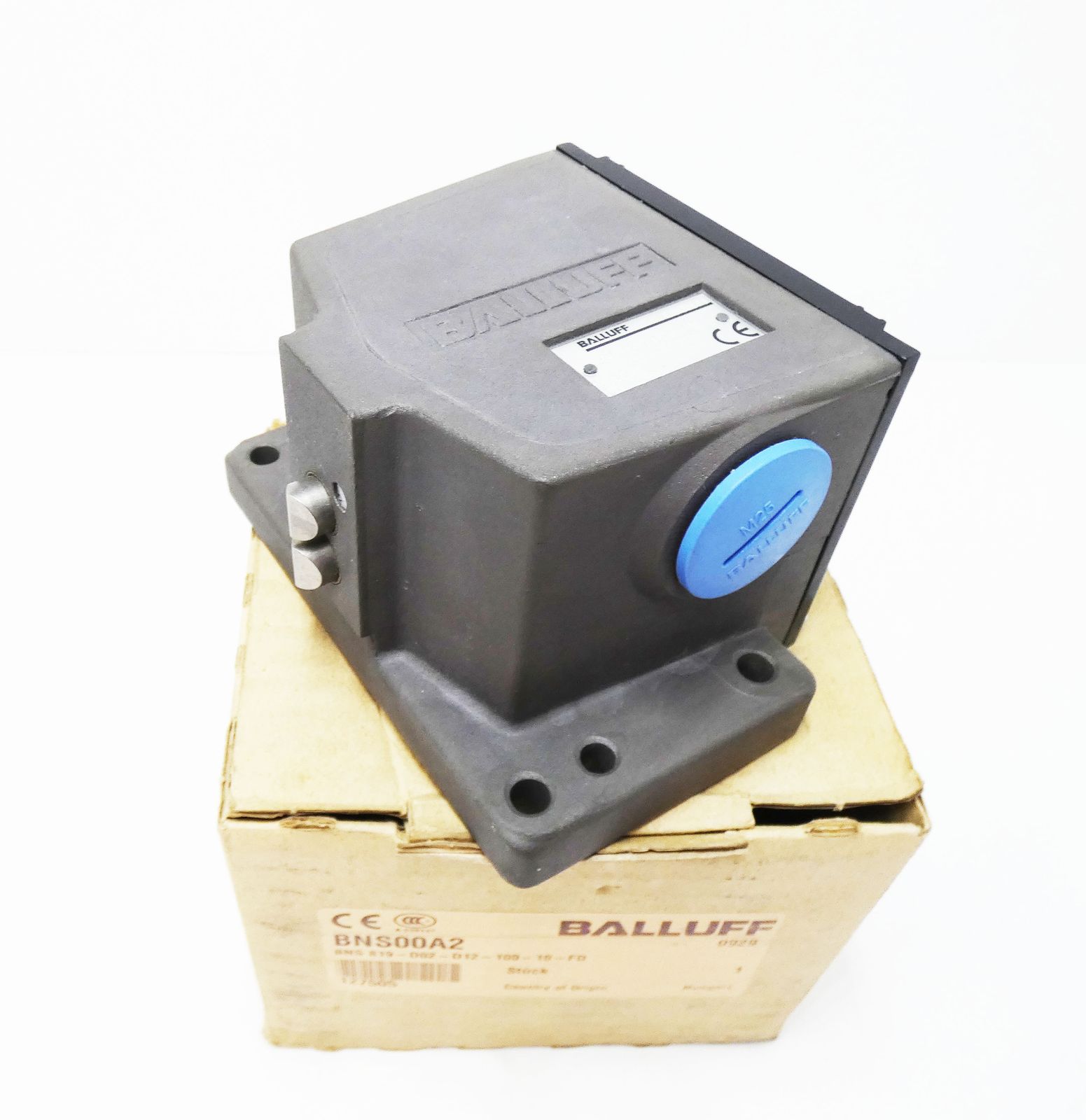 BNS 819-D02-D12-100-10-FD