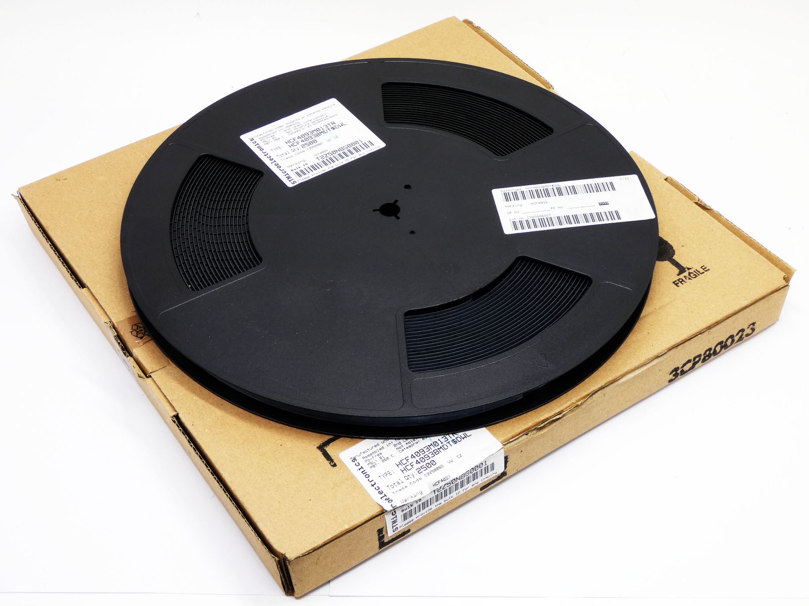 HCF4093M013TR HCF4093