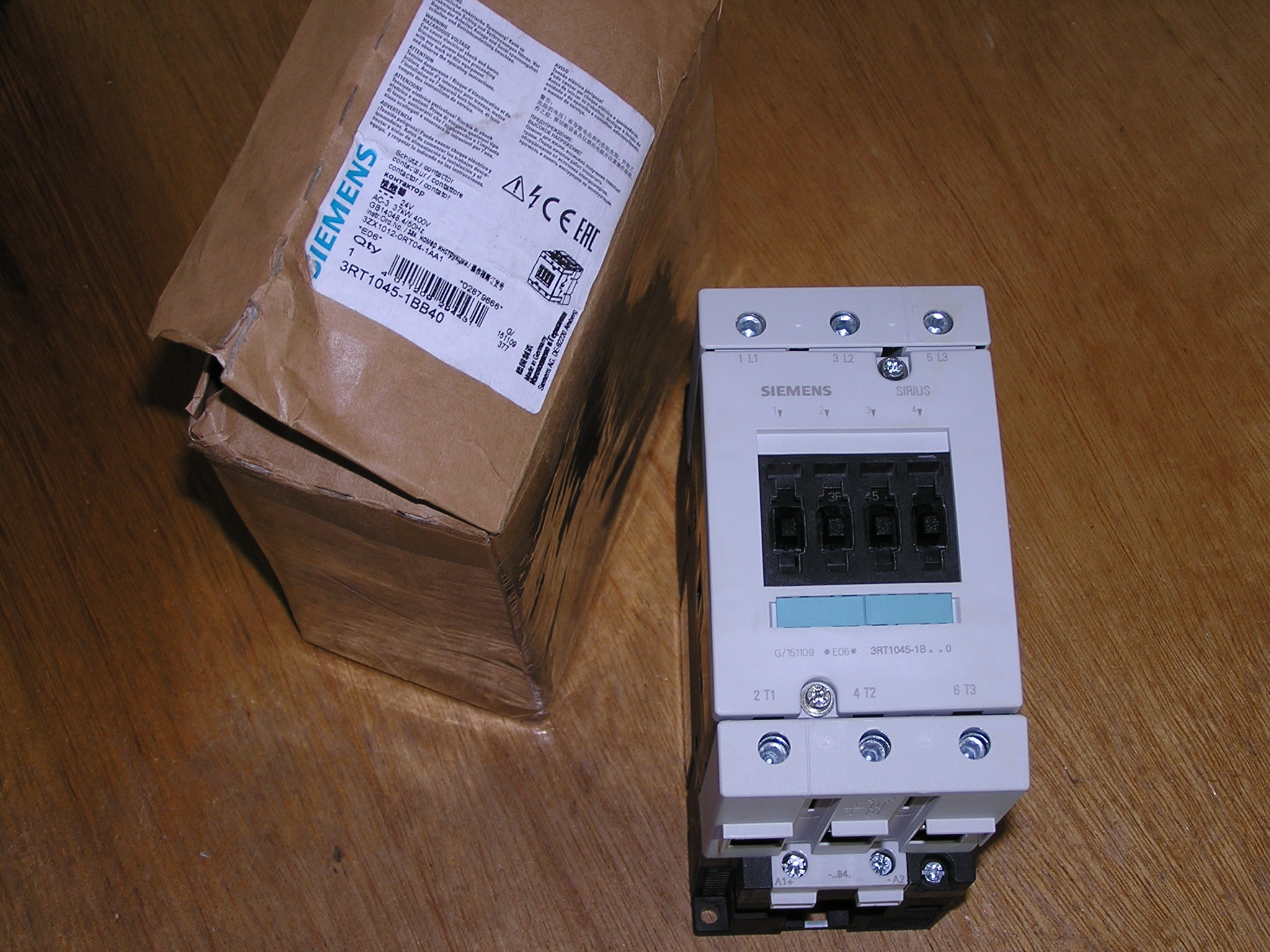 3RT1045-1BB40