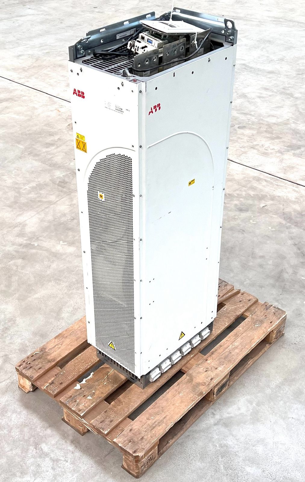 ACS800-04-0490-3+E210+J400+L509+N651+P901