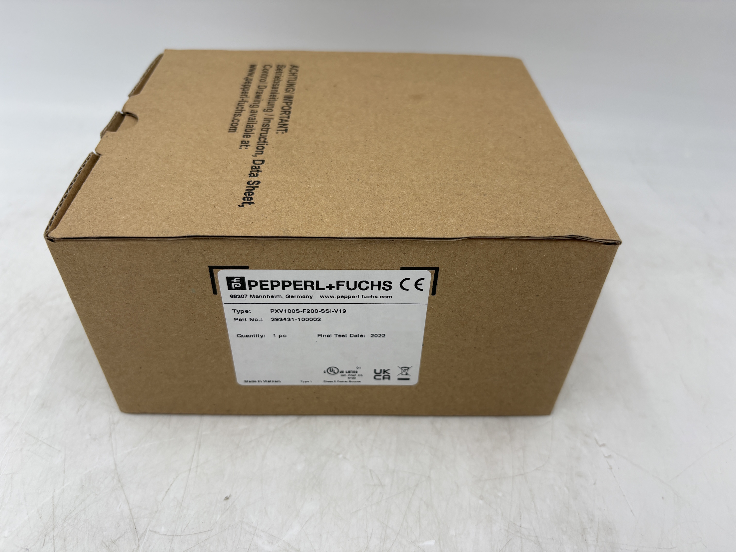 PXV100S-F200-SSI-V19