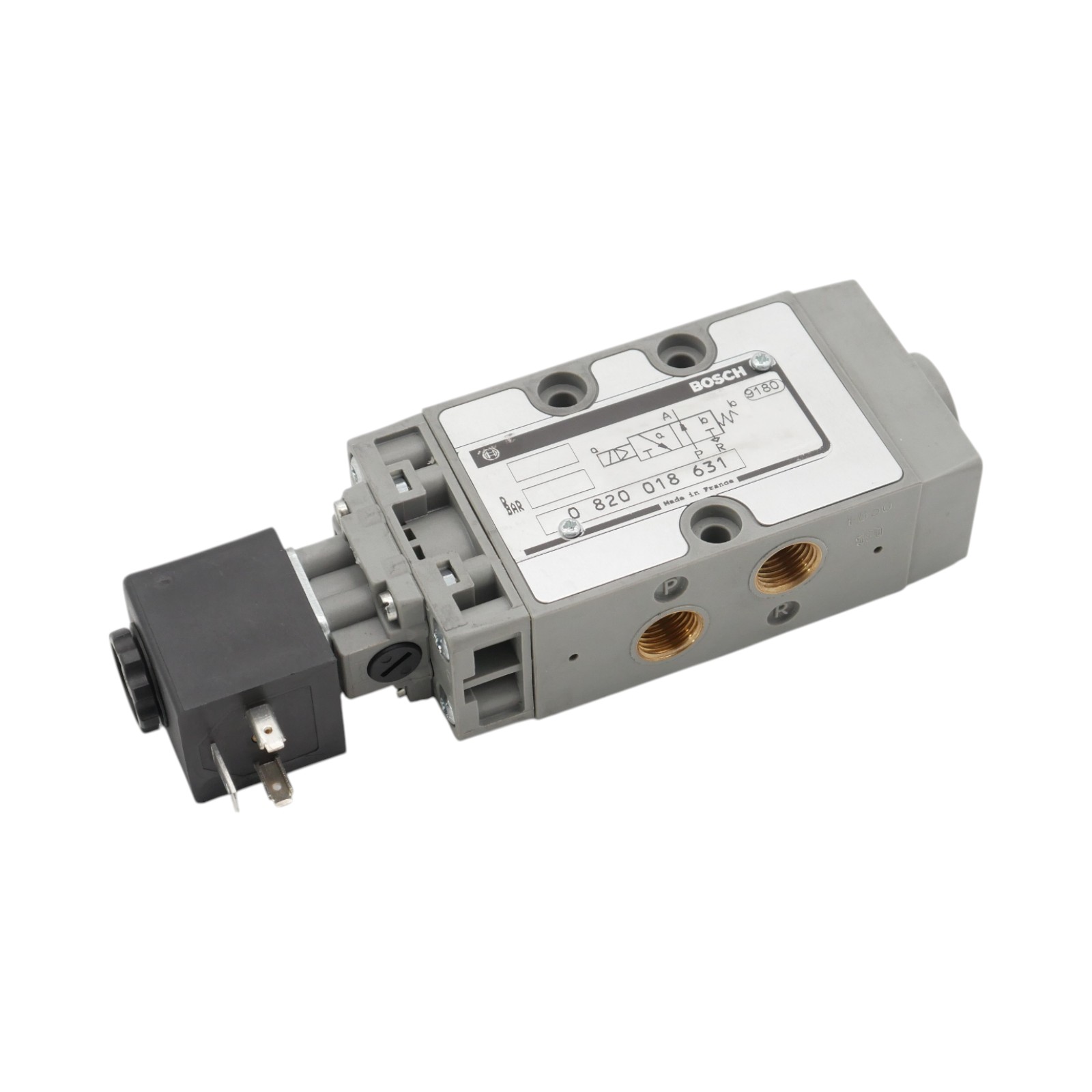 0 820 018 631, 1 824 210 223