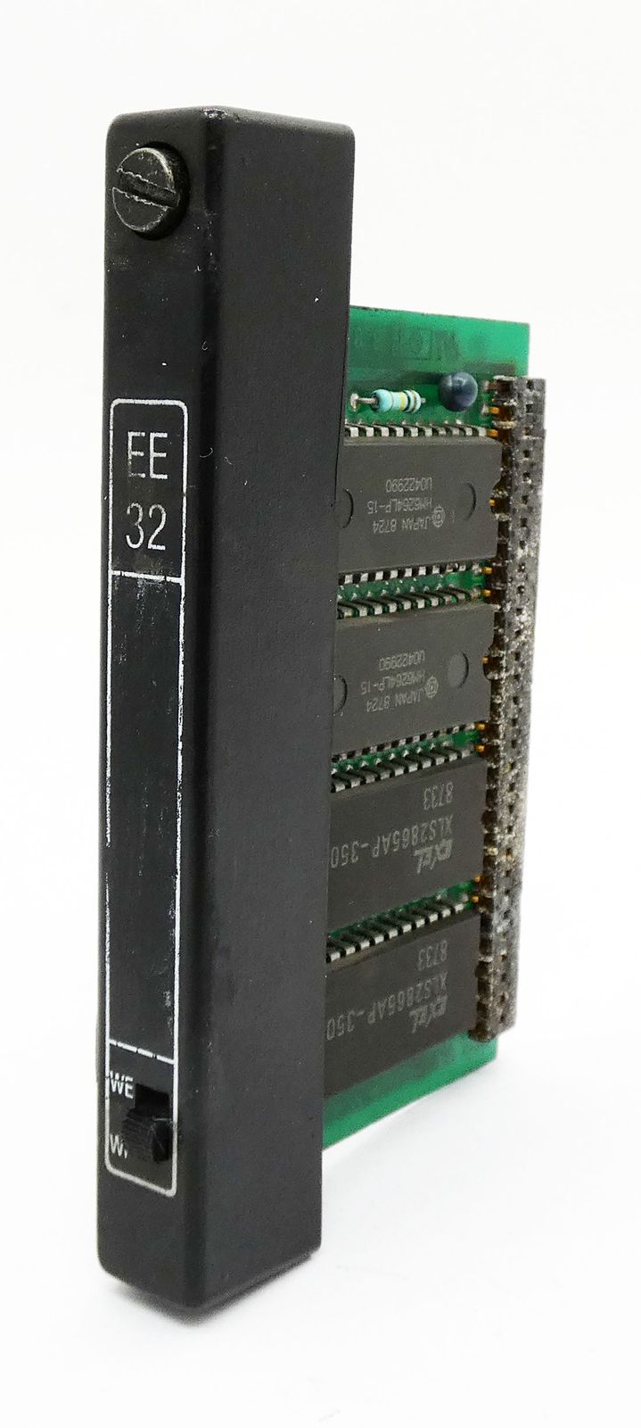 EE32