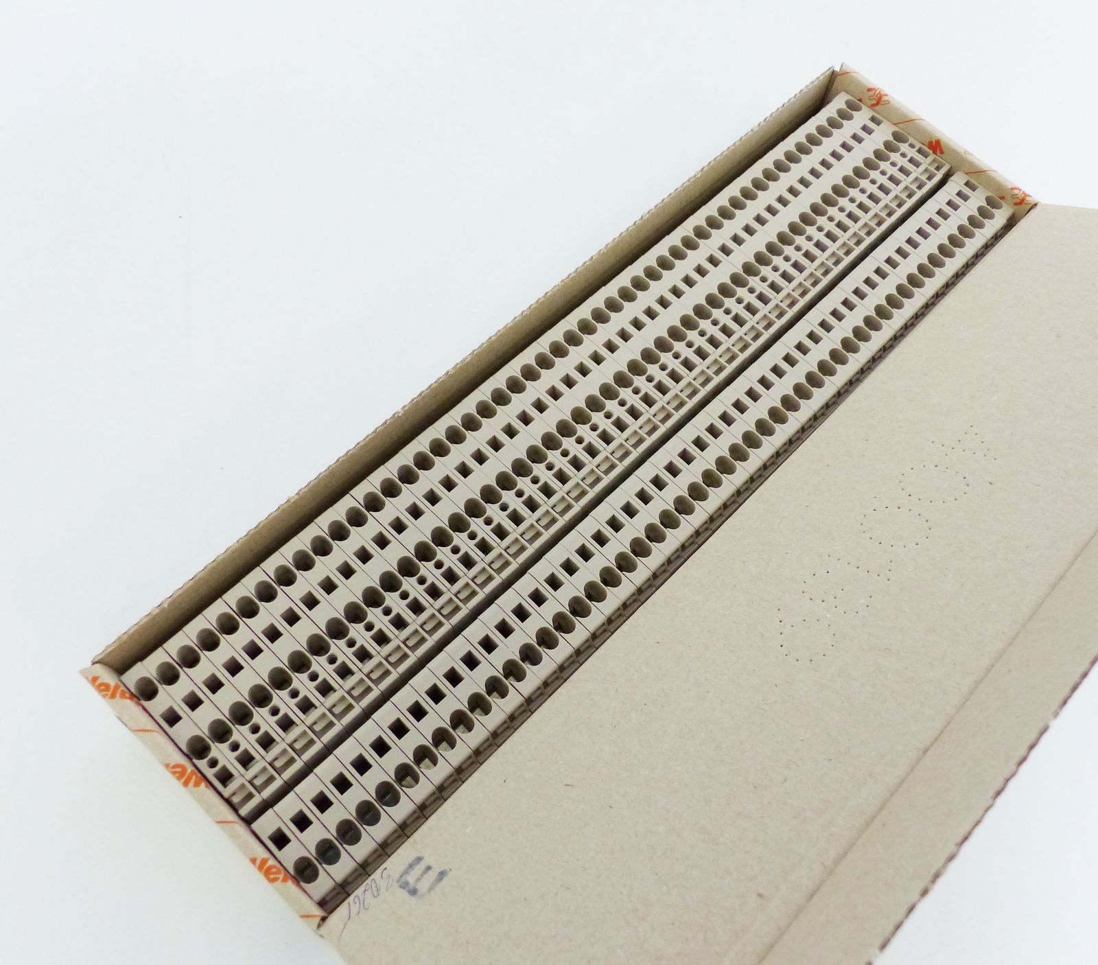 ZDU 4/3AN 600V 35A 7904180000