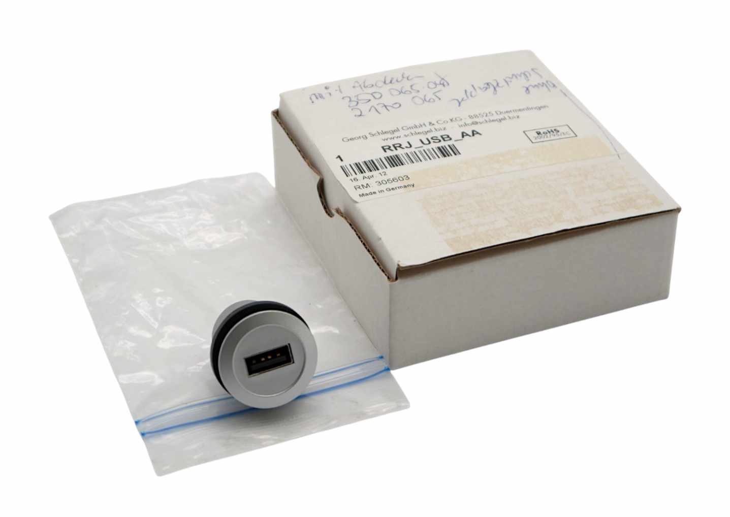 RRJ_USB_AA