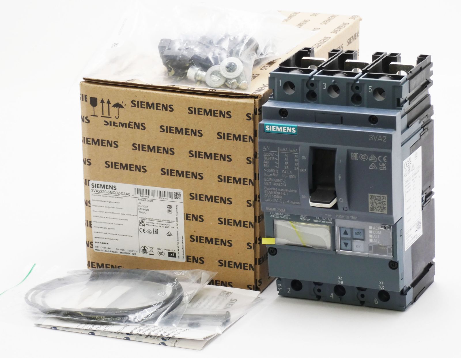 3VA2220-5MQ32-0AA0, 3VA2 220-5MQ32-0AA0
