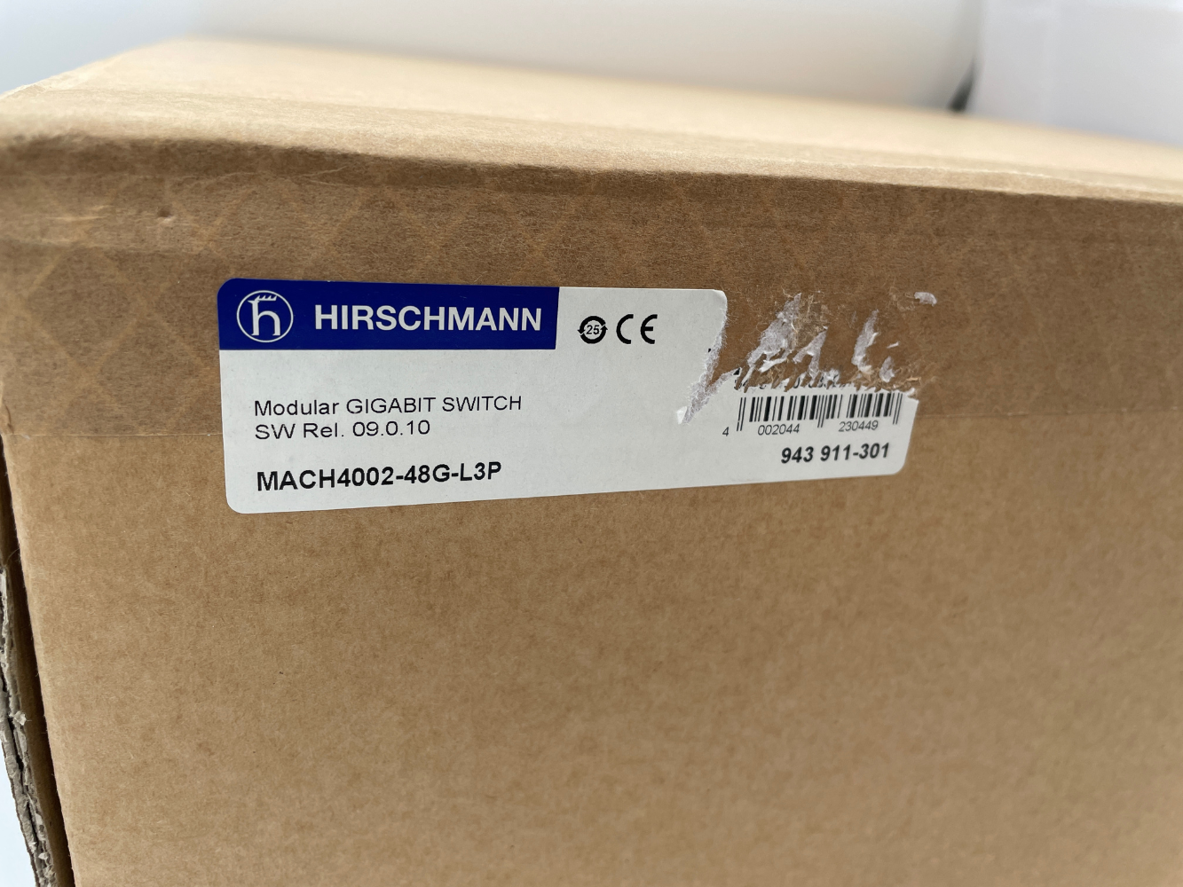 MACH4002-48G-L3P