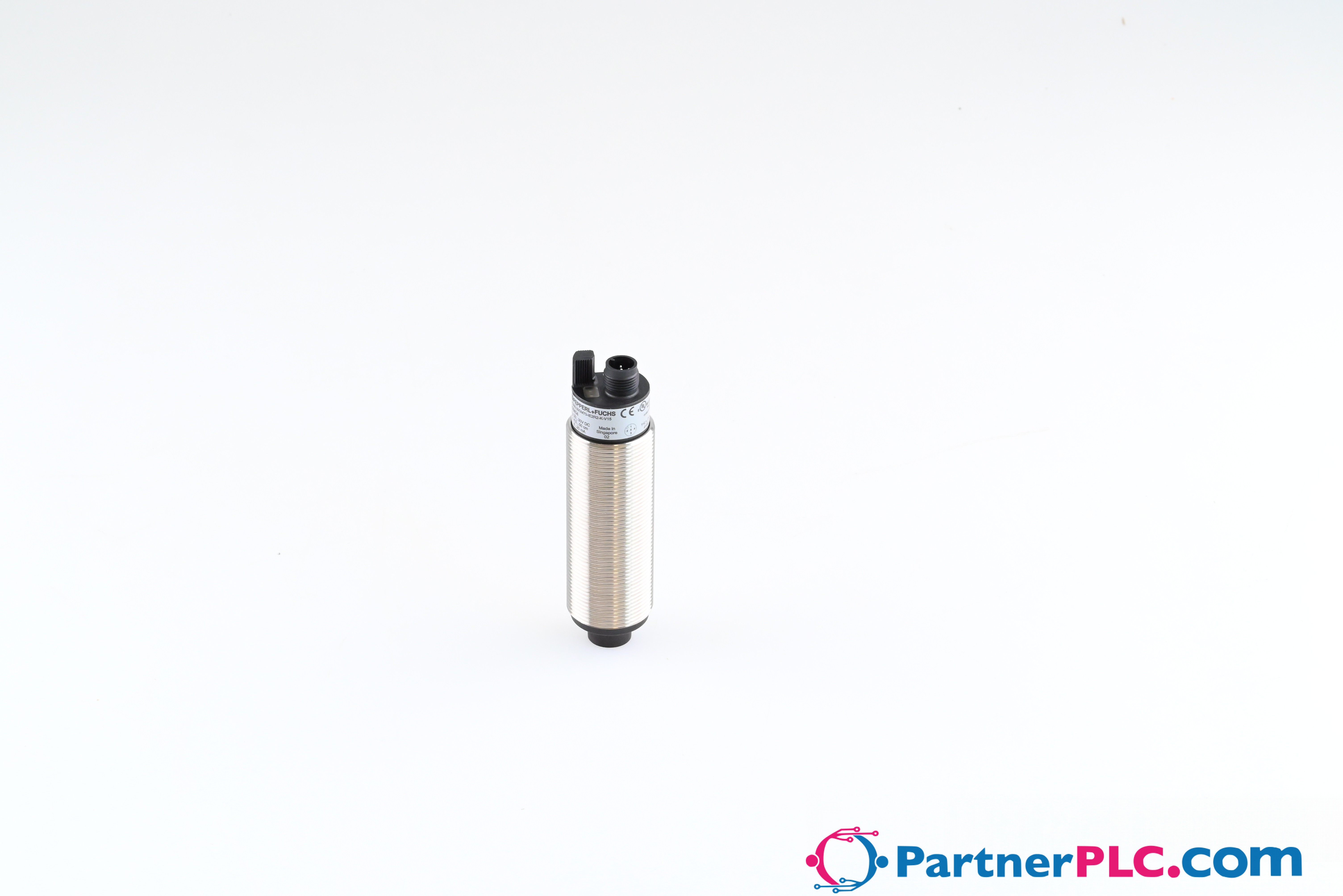 238404 / UC500-30GM70-IE2R2-K-V15